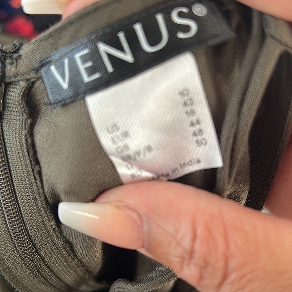 Jumpsuit - Picture 3 of 4